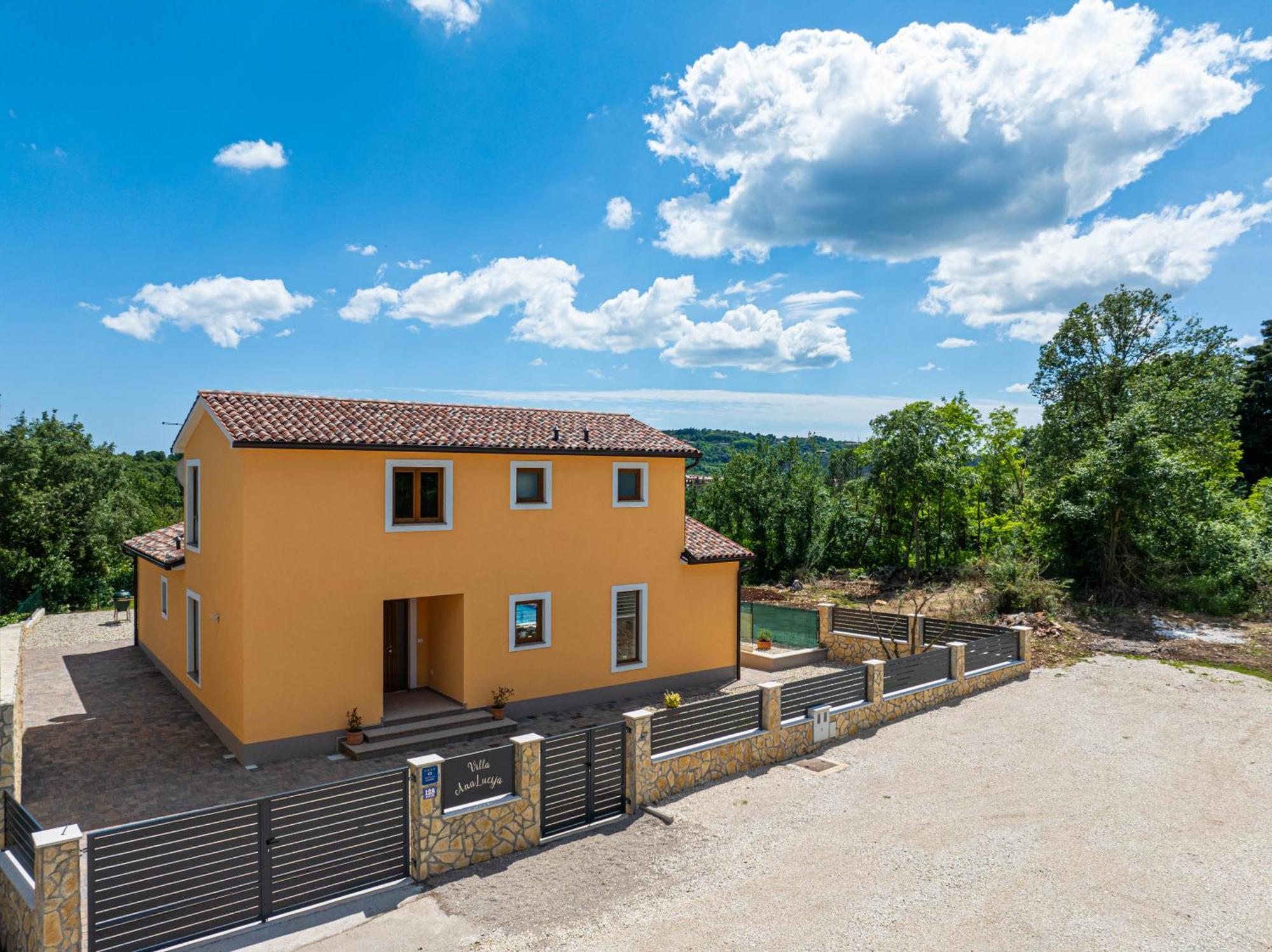 Vila Ana Lucija *